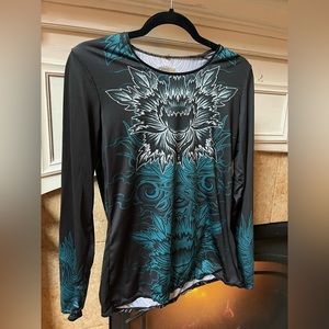 Yellowman tattoo graphic long sleeve women’s size L